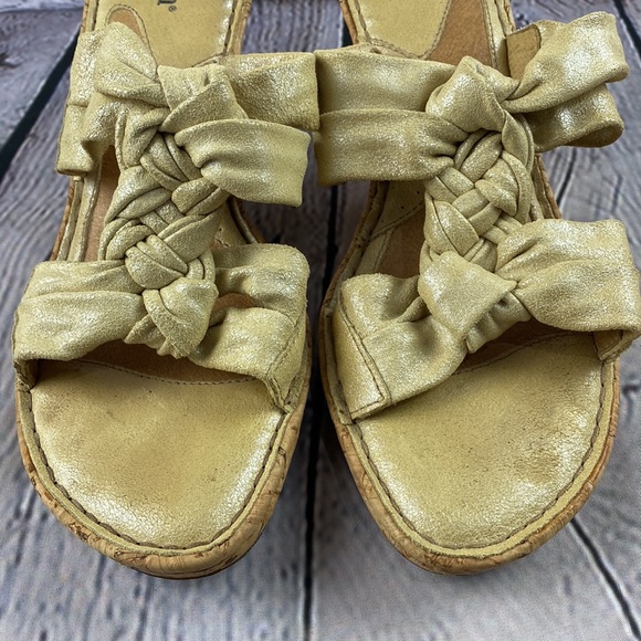 BORN Yellow Shimmer Leather Wedges - Picture 14 of 17